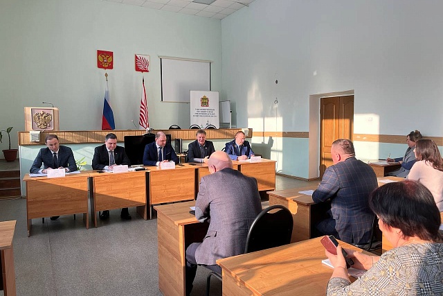 Встреча с предпринимателями Иссинского района (16.02.2023)